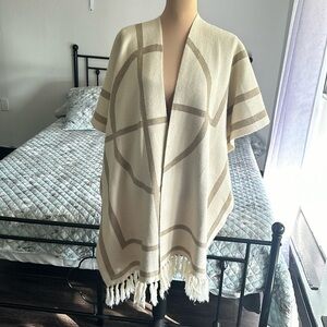 NWT Poncho
